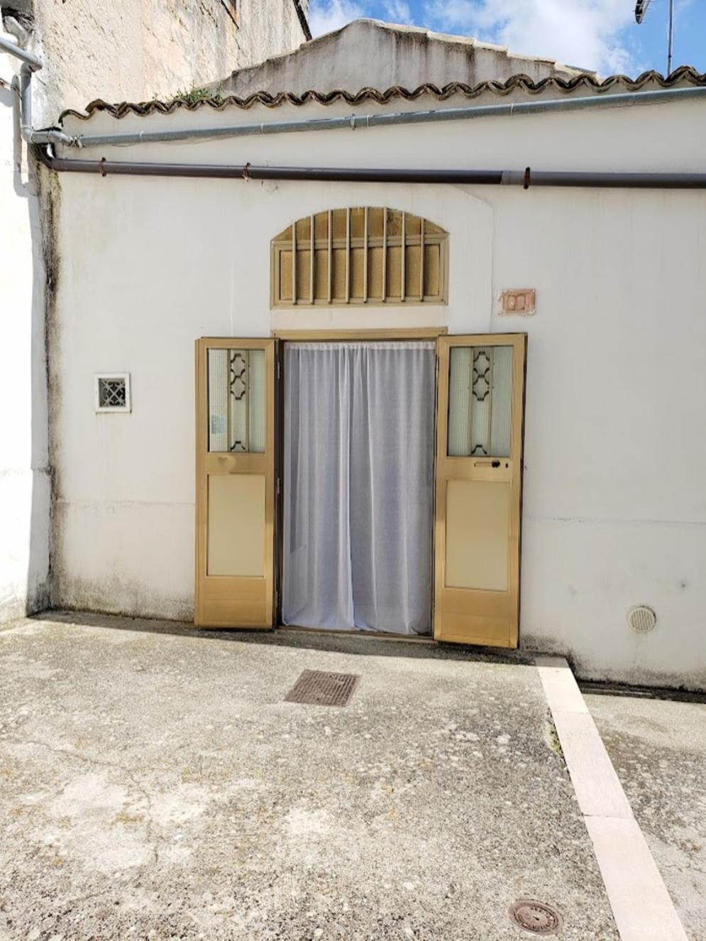 Casa Rione Medievale Monte SantʼAngelo Exterior foto